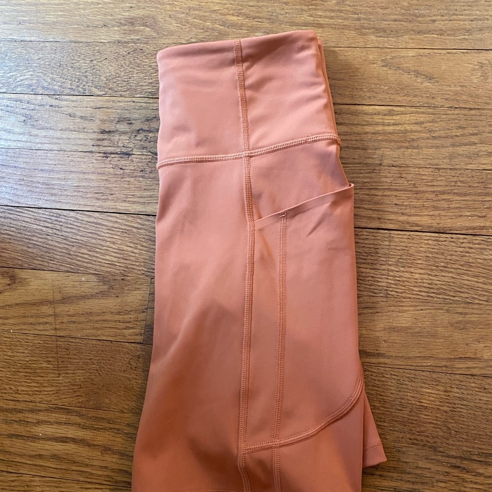 Athleta Burnt Orange 7" Shorts